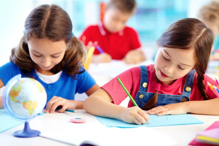 Hành trình khám phá ngữ pháp Tiếng Việt thú vị cùng con